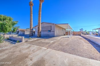 677 93rd St, Mesa, AZ 85208
