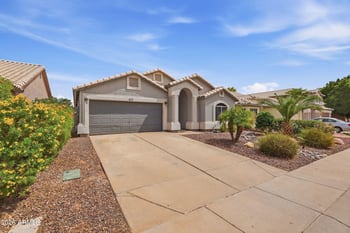 677 N El Dorado Dr, Gilbert, AZ 85233