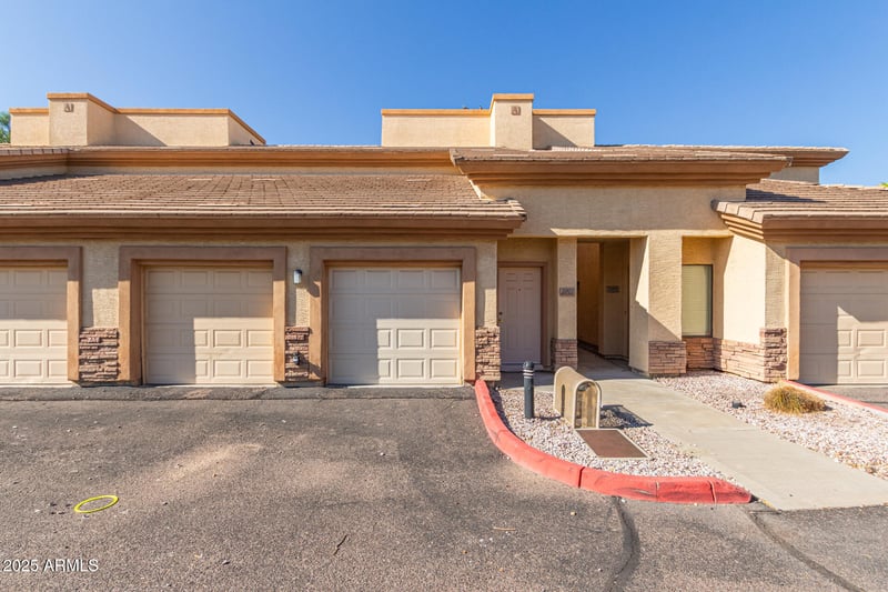6770 47th Ave #2002, Glendale, AZ 85301