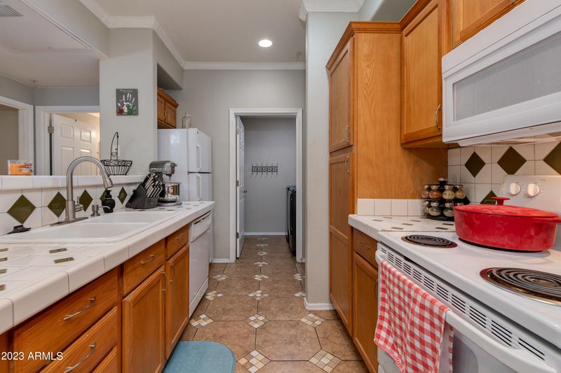 6770 N 47th Ave #1006, Glendale, AZ 85301