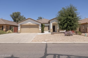 678 Jersey Way, San Tan Valley, AZ 85143