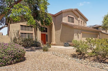 6782 Rose Garden Ln, Glendale, AZ 85308