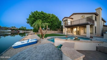 6782 Skylark Dr, Glendale, AZ 85308