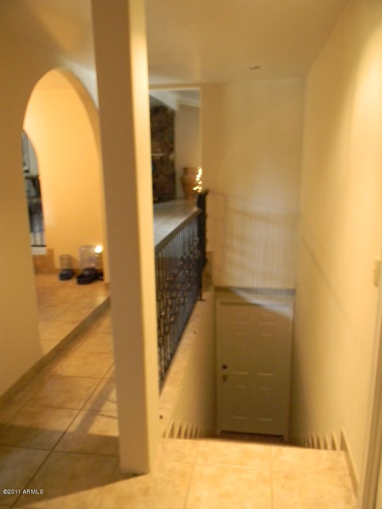 6784 W Gelding Dr, Peoria, AZ 85381