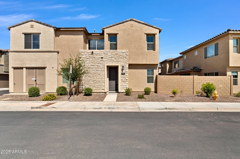 679 Furness Dr #101, Gilbert, AZ 85297