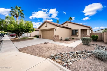 6793 Ivanhoe St, Chandler, AZ 85226