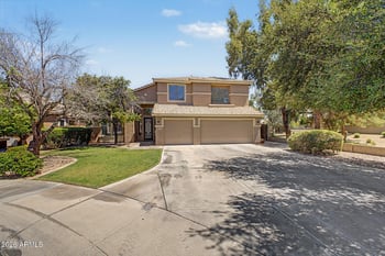 680 Betsy Ln, Gilbert, AZ 85296