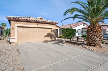 680 Solitude Trl, San Tan Valley, AZ 85143
