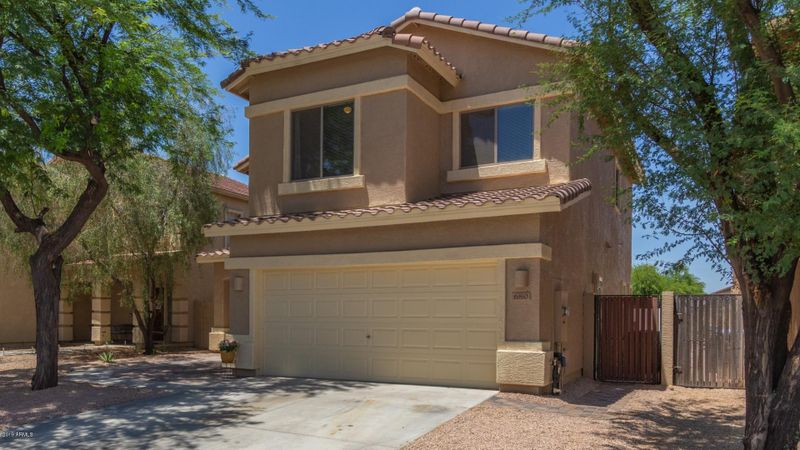 680 W Fruit Tree Ln, San Tan Valley, AZ 85143