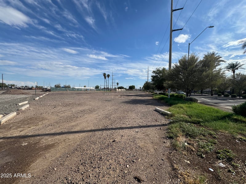 6801 59th Ave #42-46, Glendale, AZ 85301