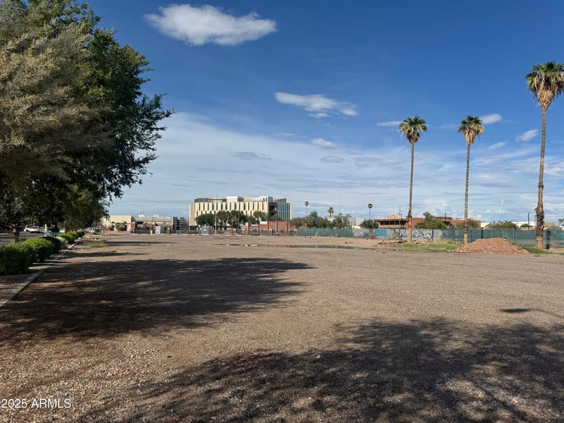 6801 59th Ave #42, Glendale, AZ 85301