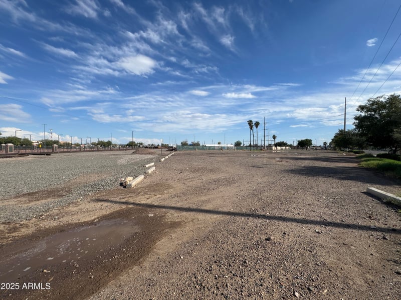 6801 59th Ave #42, Glendale, AZ 85301