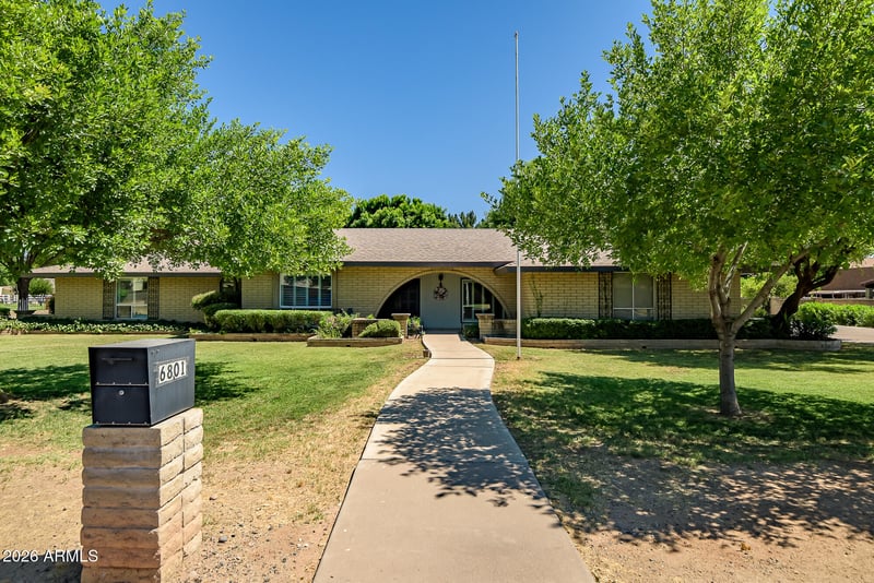 6801 W Surrey Ave, Peoria, AZ 85381