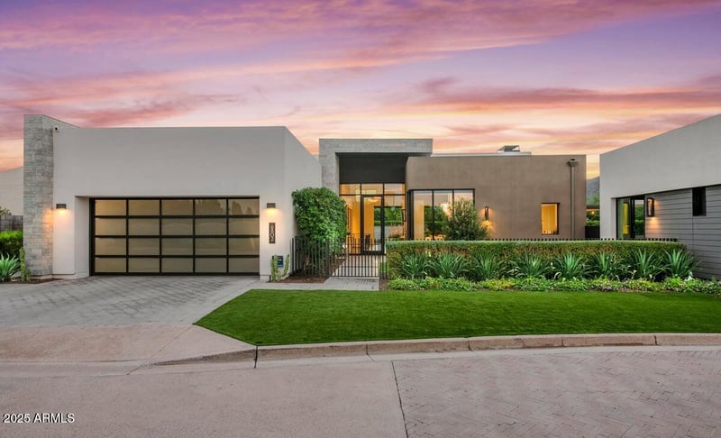 6802 Joshua Tree Ln, Paradise Valley, AZ 85253