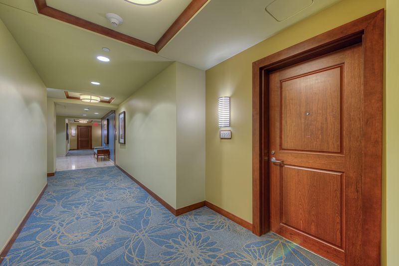 6803 E Main St #2205, Scottsdale, AZ 85251