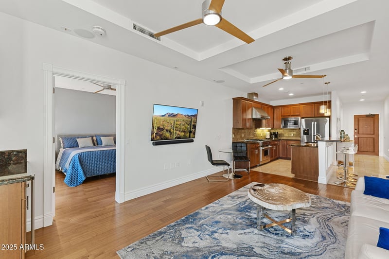 6803 Main St #1106, Scottsdale, AZ 85251