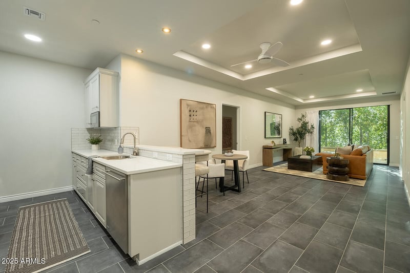 6803 Main St #1110, Scottsdale, AZ 85251