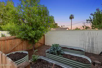 6804 11th St, Phoenix, AZ 85014