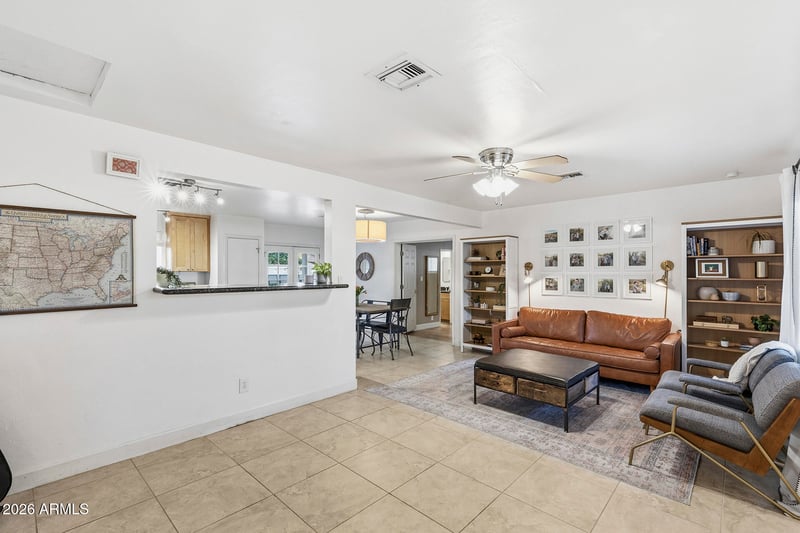 6804 11th St, Phoenix, AZ 85014