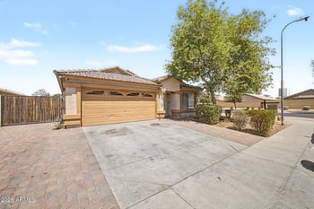 6804 S 43rd Ln, Laveen, AZ 85339