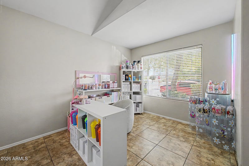 6804 S 43rd Ln, Laveen, AZ 85339
