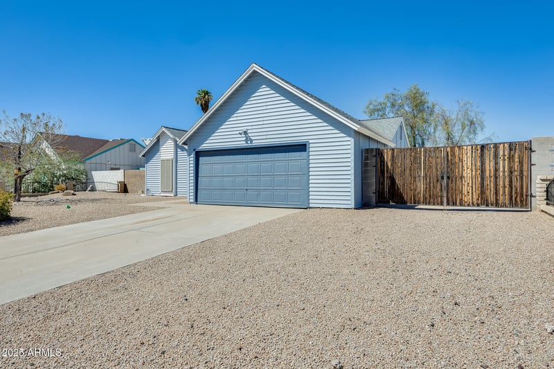6804 Turquoise Ave, Peoria, AZ 85345