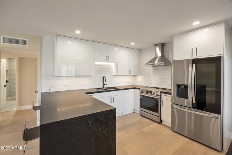 6805 2nd St #7, Scottsdale, AZ 85251