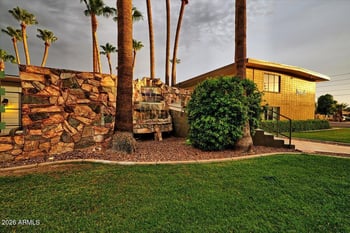 6805 E 2nd St #11, Scottsdale, AZ 85251