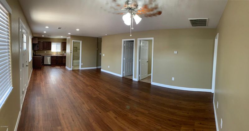 6805 N 61st Ave, Glendale, AZ 85301