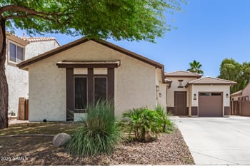 6805 Sapphire Way, Chandler, AZ 85249
