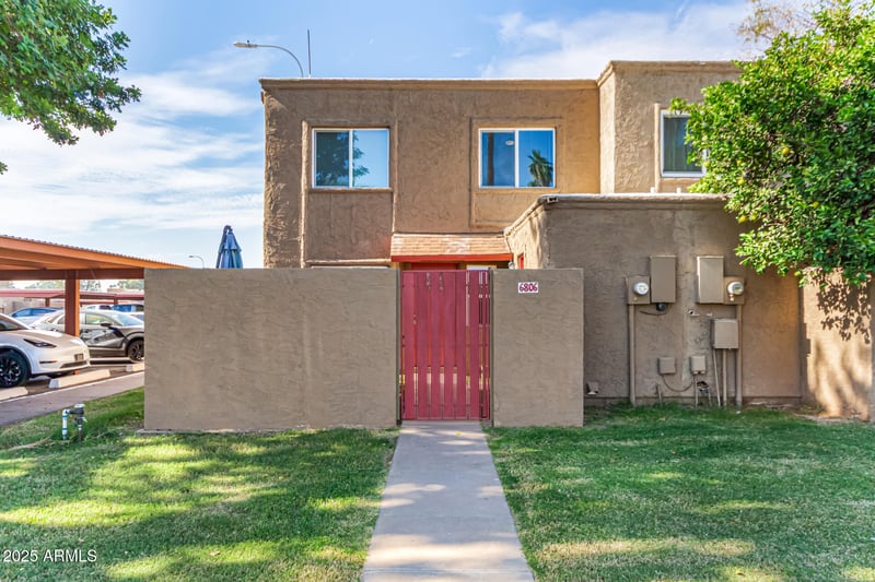 6806 Devonshire Ave, Phoenix, AZ 85033