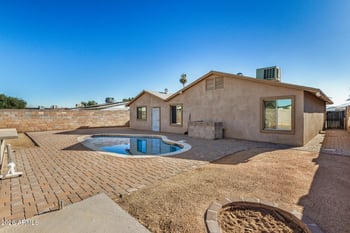 6806 Lewis Ave, Phoenix, AZ 85035