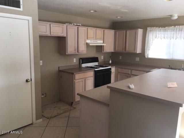 6806 S 15th St, Phoenix, AZ 85042