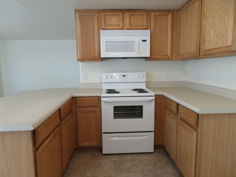 6806 S 42nd Dr, Phoenix, AZ 85041