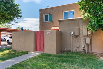6806 Devonshire Ave, Phoenix, AZ 85033
