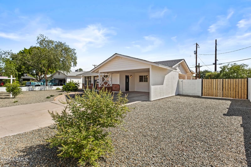 6807 37th Dr, Phoenix, AZ 85019