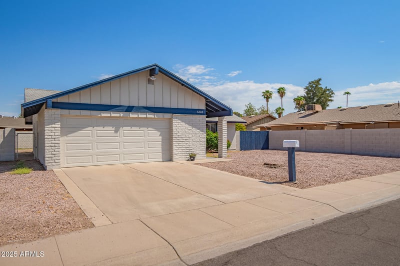 6808 Georgia Ave, Glendale, AZ 85303