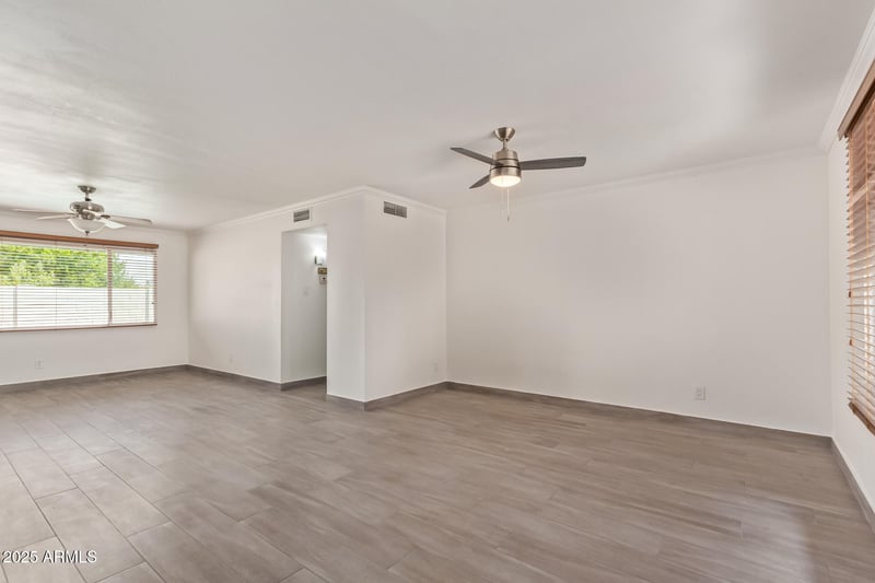 6808 Georgia Ave, Glendale, AZ 85303