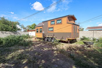 6809 59th Dr, Glendale, AZ 85301