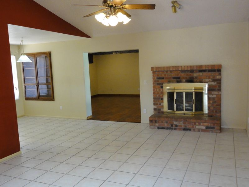 6809 W Cameron Dr, Peoria, AZ 85345