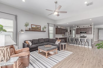 681 Belmont Red Trl, San Tan Valley, AZ 85143