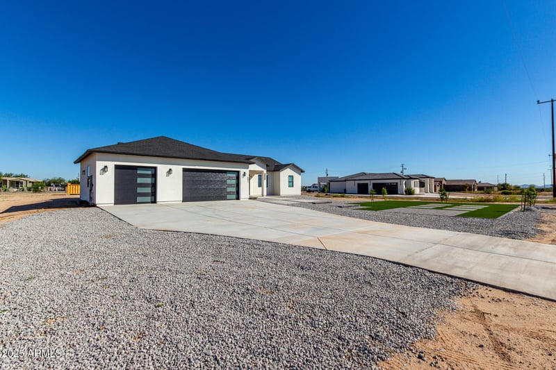 681 Bruner Rd, Buckeye, AZ 85396