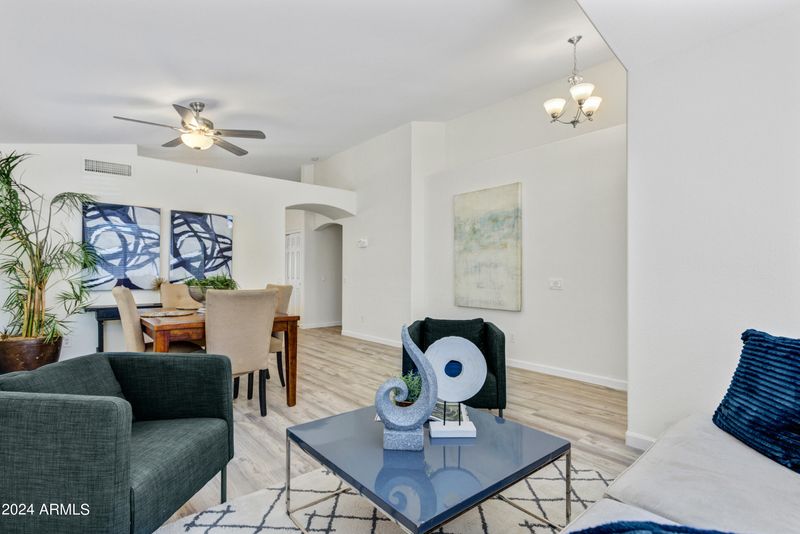 681 E Gail Dr, Chandler, AZ 85225