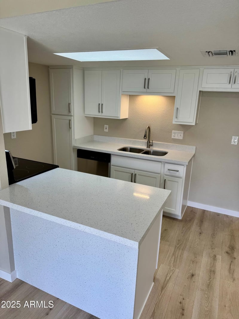 6810 N 35th Ave #H, Phoenix, AZ 85017
