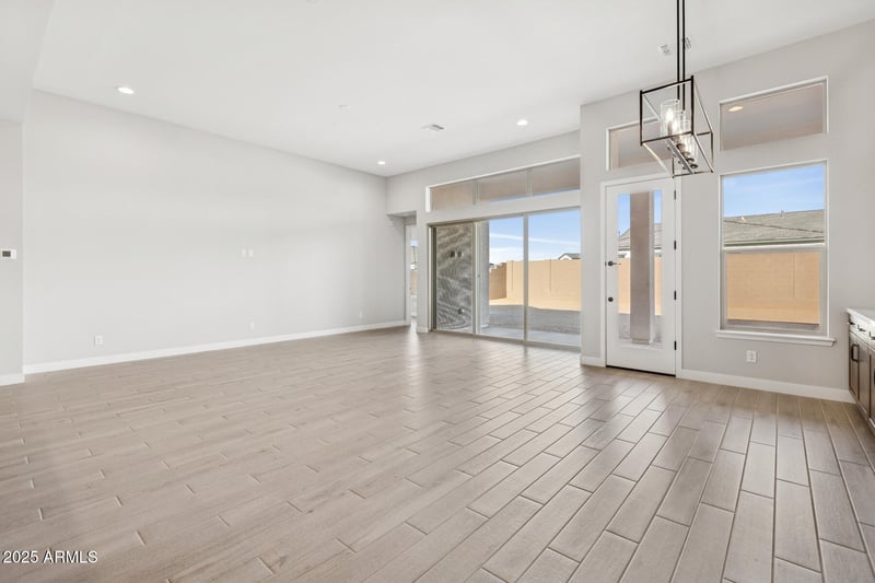 6812 190th Ave, Waddell, AZ 85355