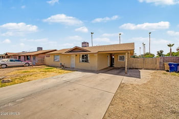 6812 65th Ave, Glendale, AZ 85301