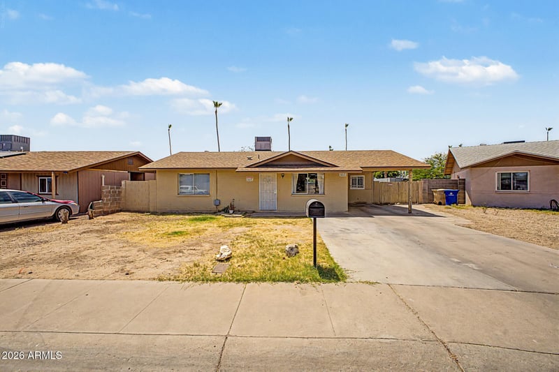 6812 N 65th Ave, Glendale, AZ 85301