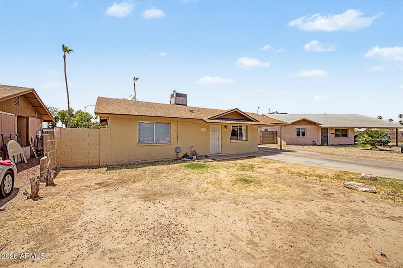 6812 N 65th Ave, Glendale, AZ 85301
