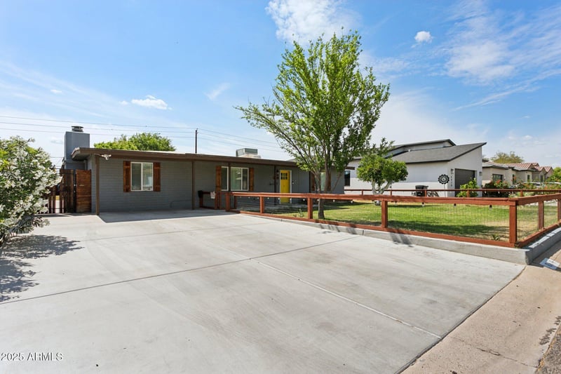 6814 14th St, Phoenix, AZ 85014