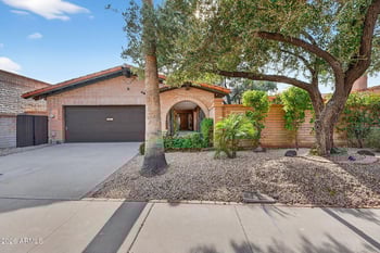 6814 17th Pl, Phoenix, AZ 85016